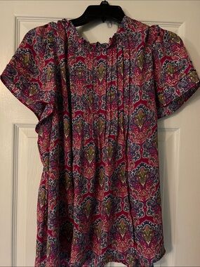 Boho Floral Print Short-Sleeve Top in Magenta size 1x